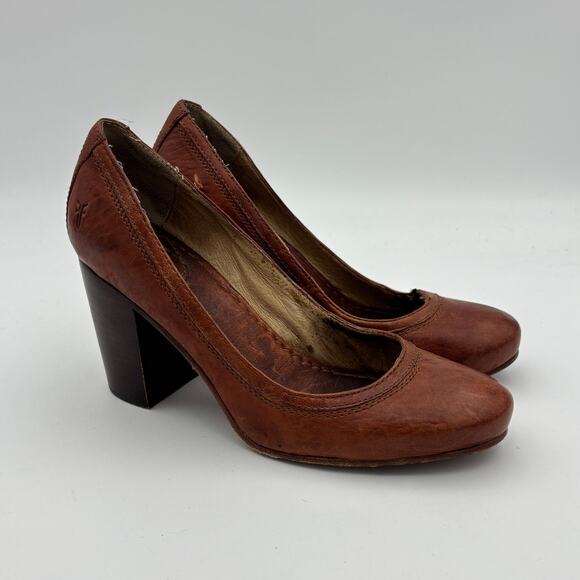 Frye Carson Leather Round Toe Stacked Heel Pump Women's 8.5M - Picture 1 of 11